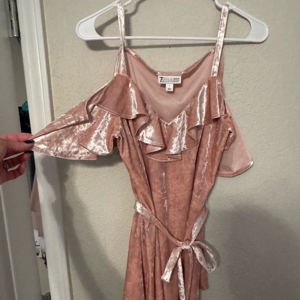 Adorable pink crushed velvet cold shoulder top